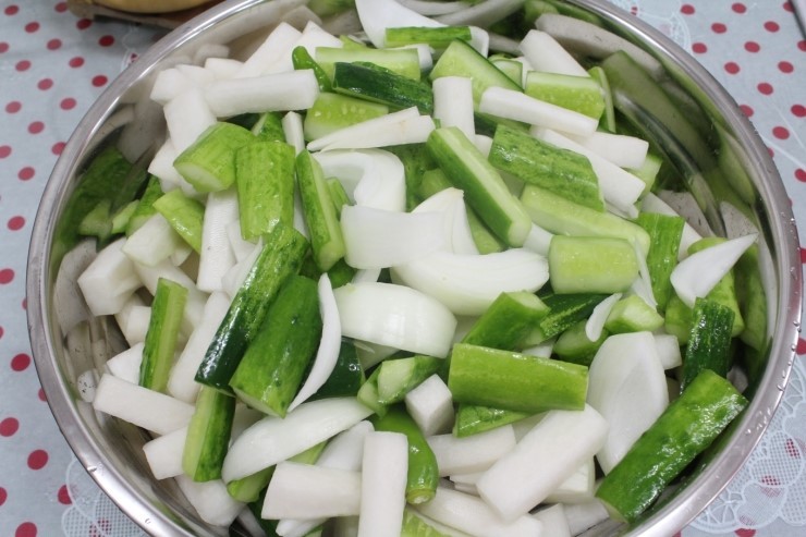 아삭아삭 맛있는 야채피클 180G 썸네일 2