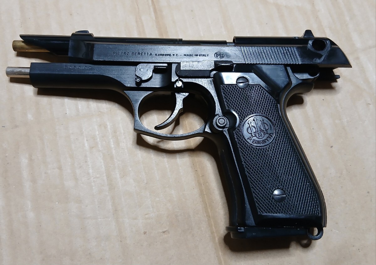 11000 베레타 M92FS 썸네일 3