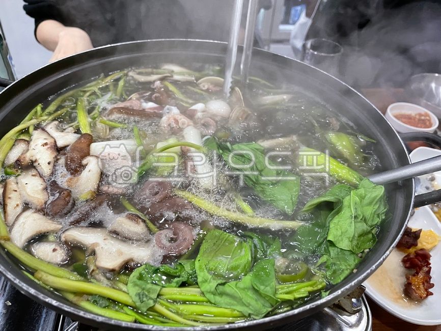 낙지전골 낙지20% 500G 썸네일 3