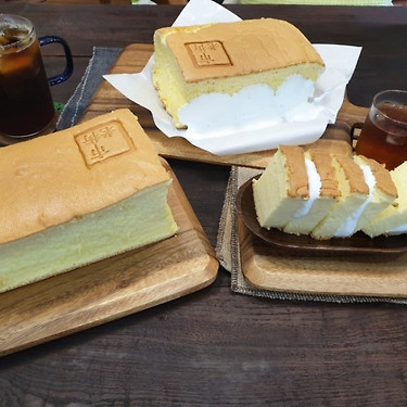 퐁신퐁신 카스테라 말랑이 썸네일 2