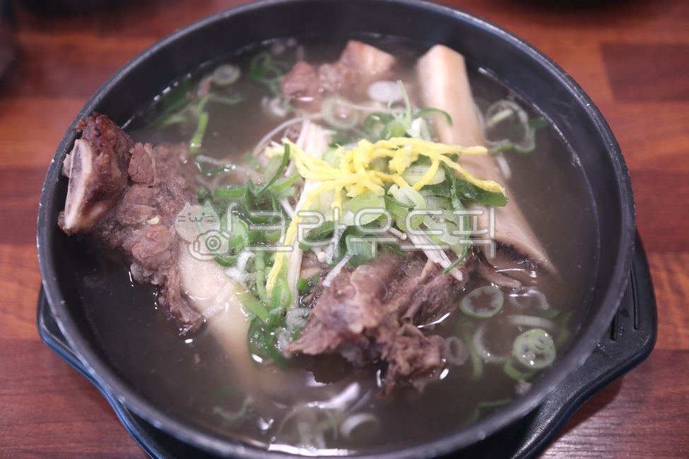 전철우 소갈비탕-1 (350g) 썸네일 3