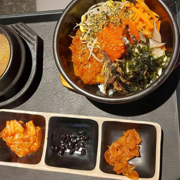 전주 한옥마을 고추장 컵 비빔밥 썸네일 3