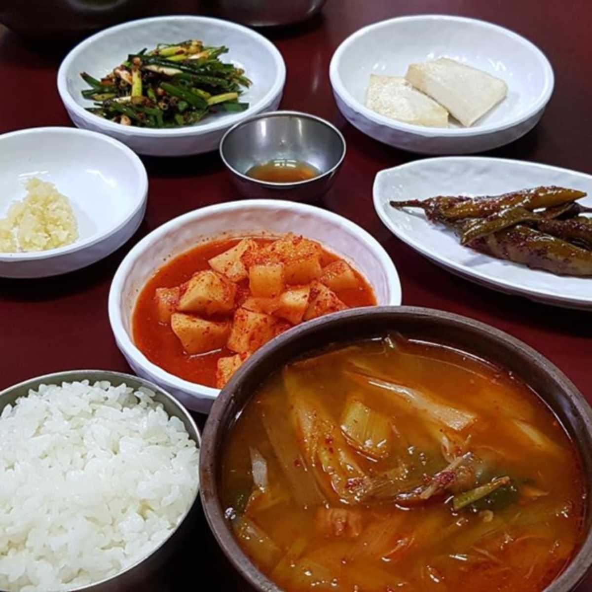 롯데랑 얼큰하고 시원한 육개장 610g 썸네일 3