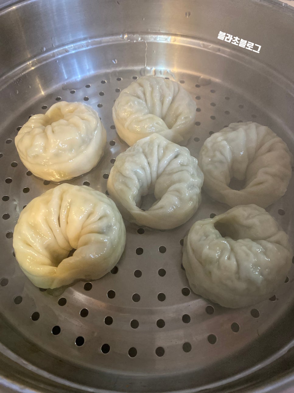 동원개성갈비만두300G 썸네일 2