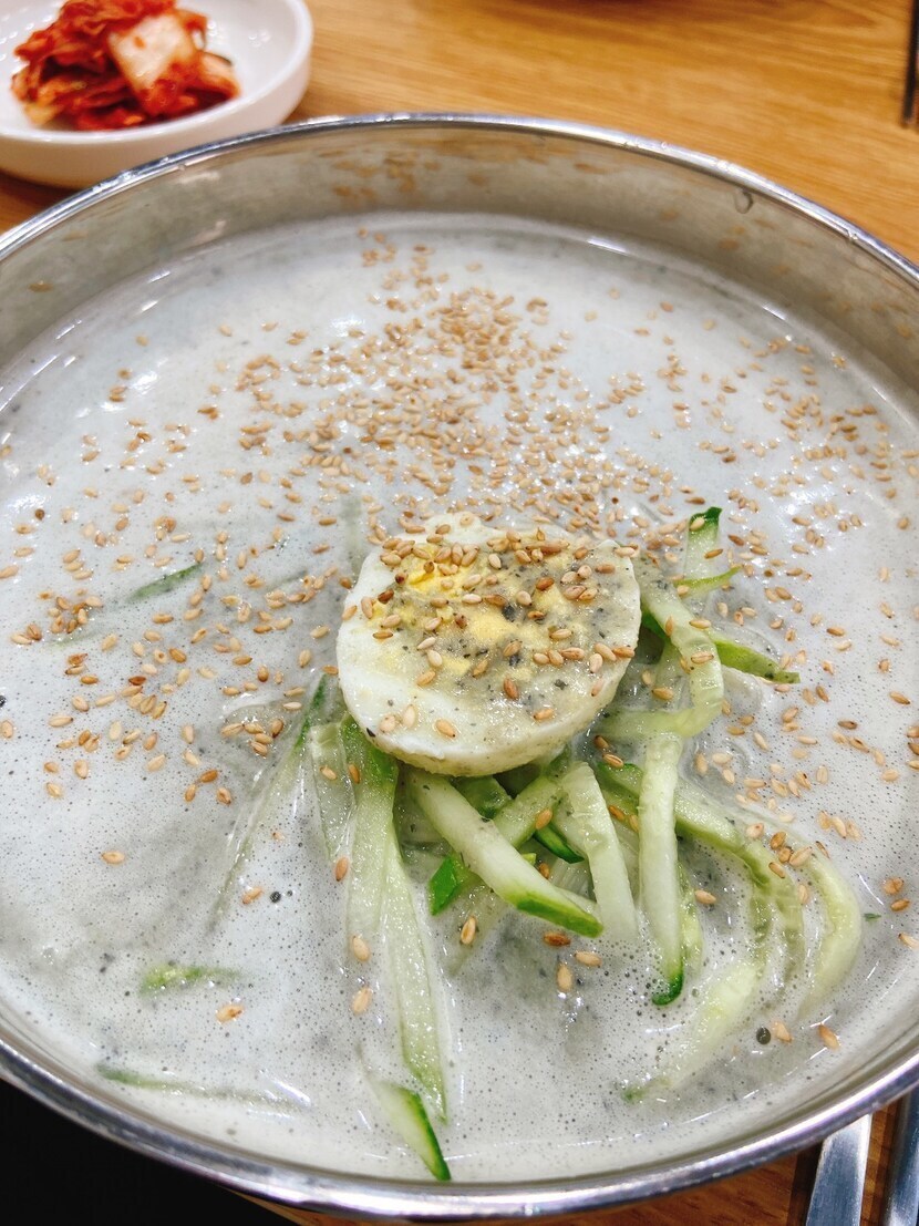 수타손콩국수 썸네일 3