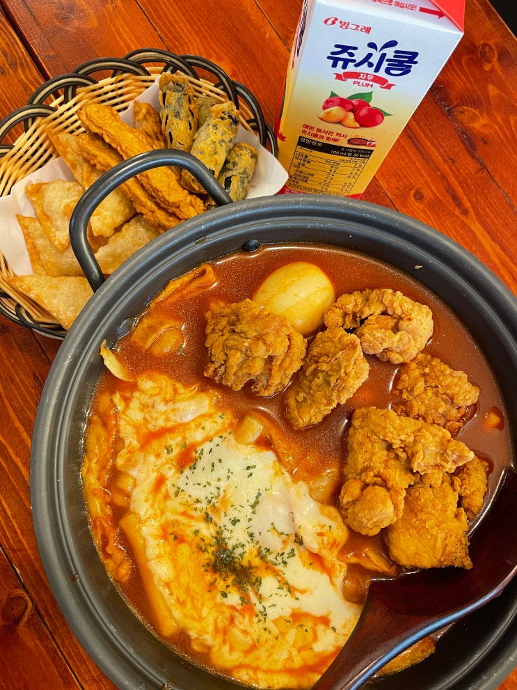치킨치즈떡볶이(450g) 썸네일 2