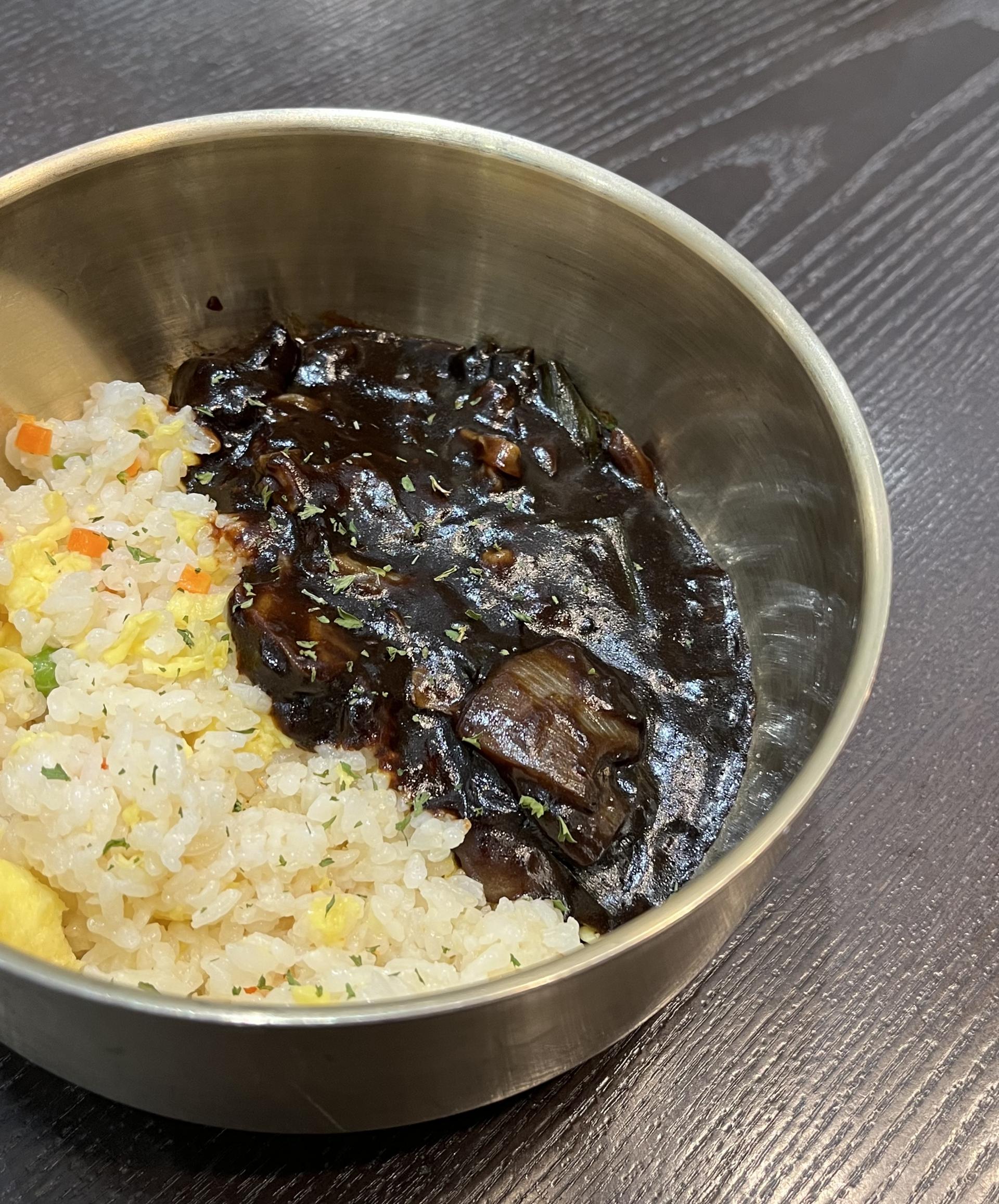 (주)참맛 더온 더온 짜장밥 PLUS 480G 썸네일 3