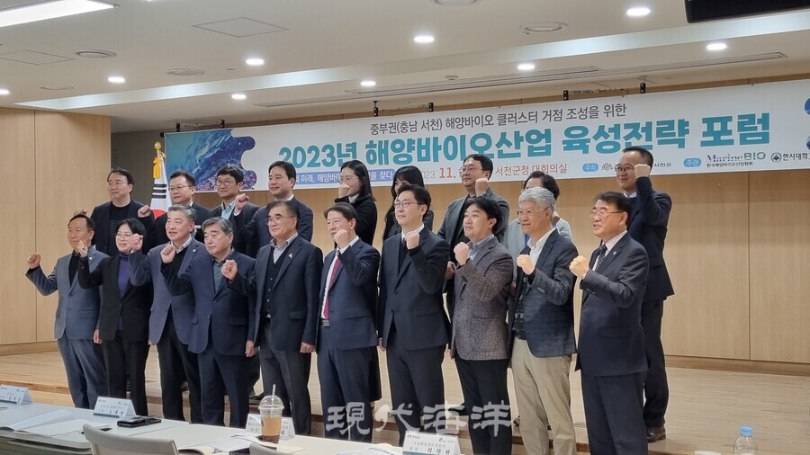바다의 싱싱함을 그대로 갓 잡아 말린 우럭 썸네일 3