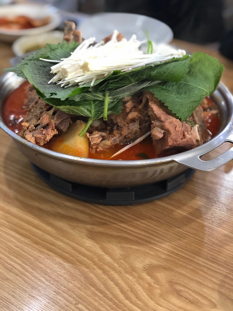 녹채원 소문난 감자탕 1.8kg 썸네일 3