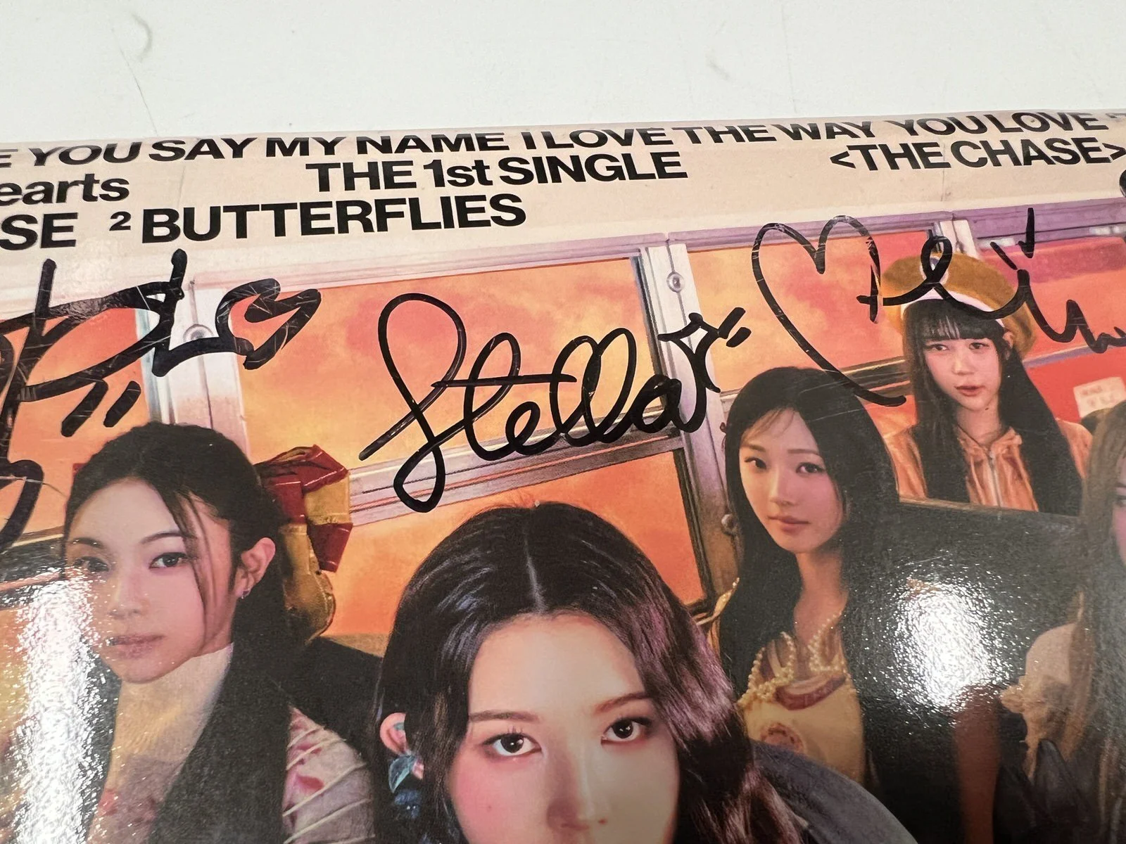 HEARTS2HEARTS-THE CHASE[싱글 1집](PHOTOBOOK VER) 썸네일 2