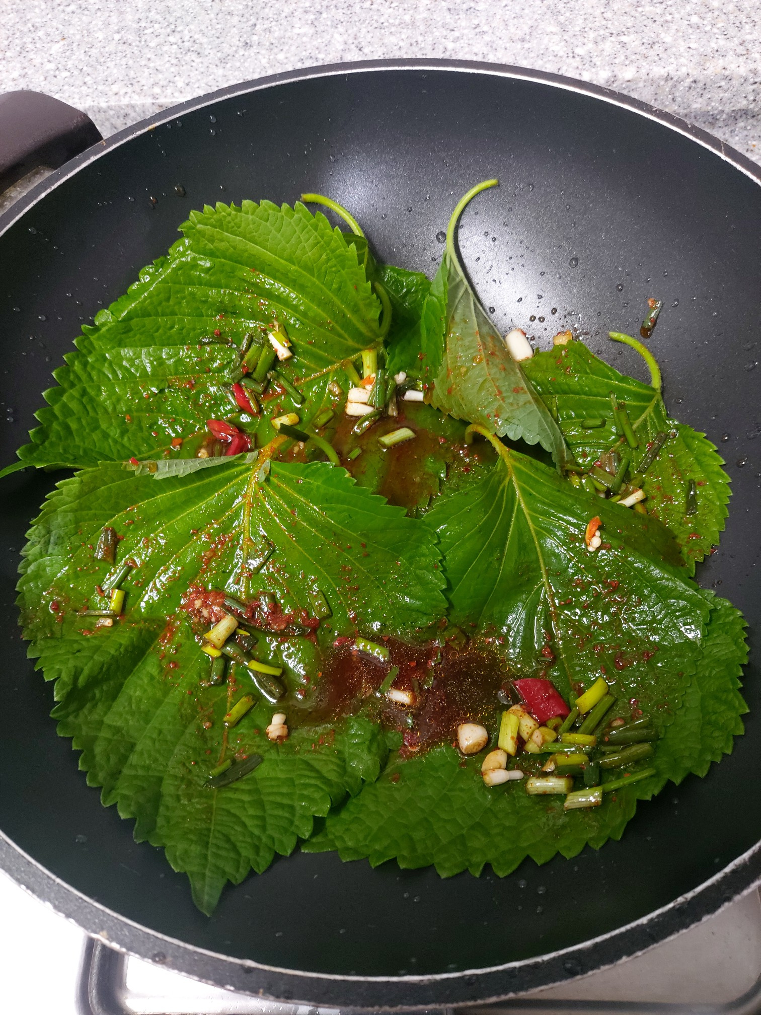 참맛촌 깻잎무침 250g 썸네일 2