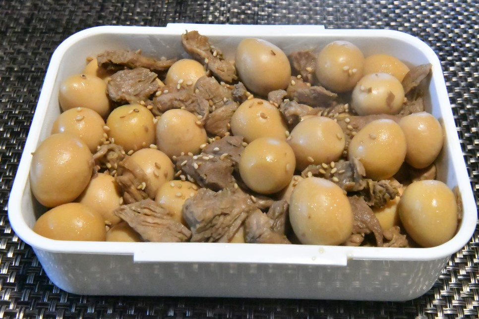 돼지고기메추리알장조림 450g 썸네일 2