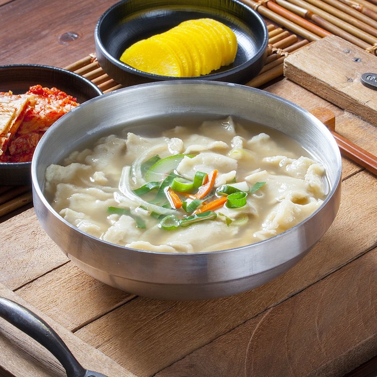 대영슈펙스 칼국수와 수제비 전통스프 (90g) 썸네일 3