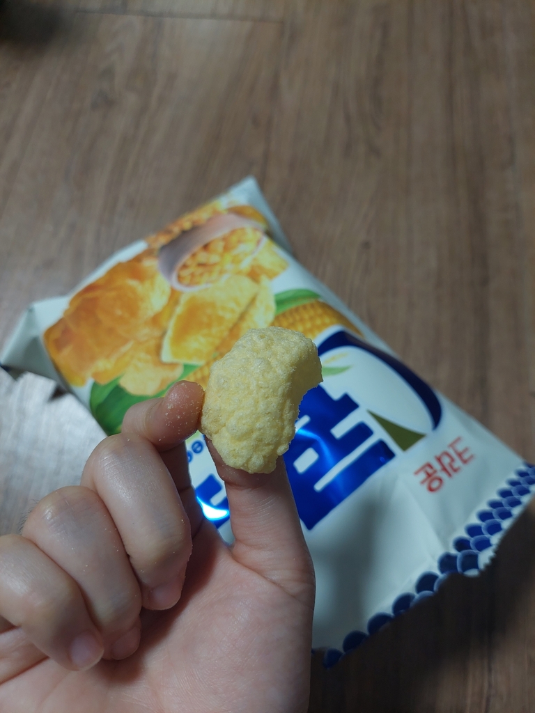 크라운제과 콘칩 1800콘칩 95G 썸네일 3