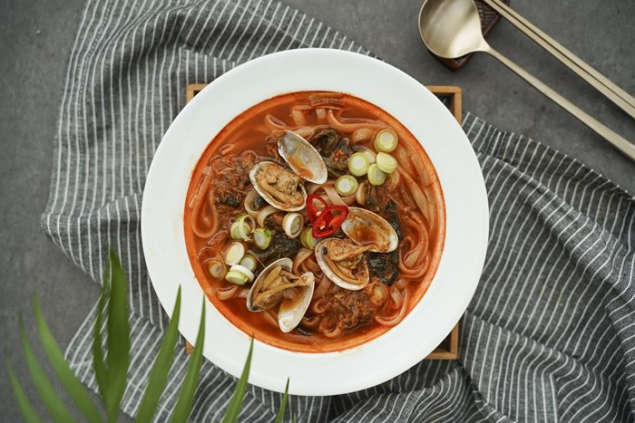 바지락녹차손칼국수 썸네일 2