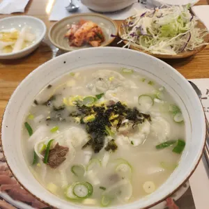 광장동가온 담백한 고기손만두 900g 썸네일 3