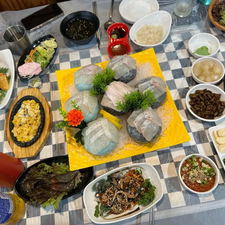 (주)늘푸른바다 초이스엘어묵우동전골 352G x 1EA 썸네일 3