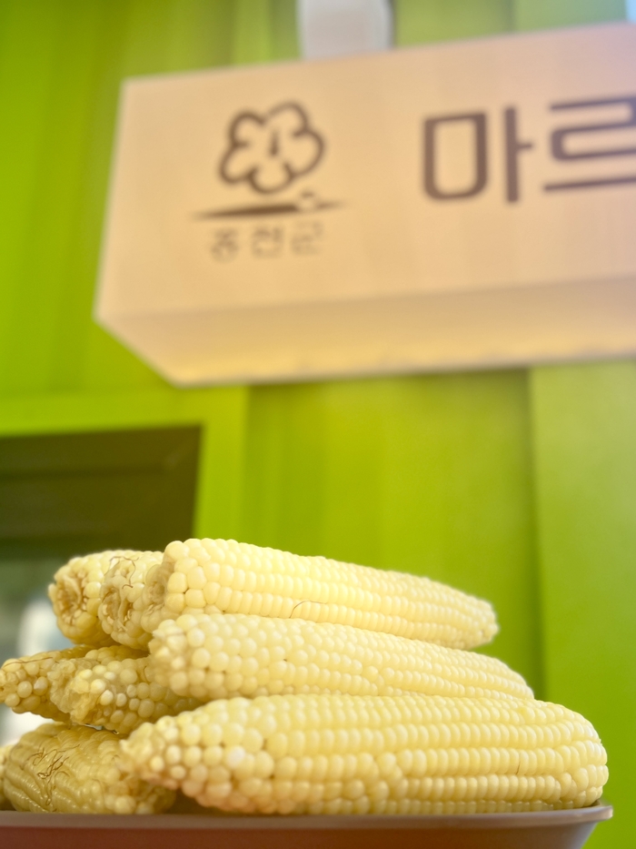 홍천찰옥수수(미백2입) 썸네일 3
