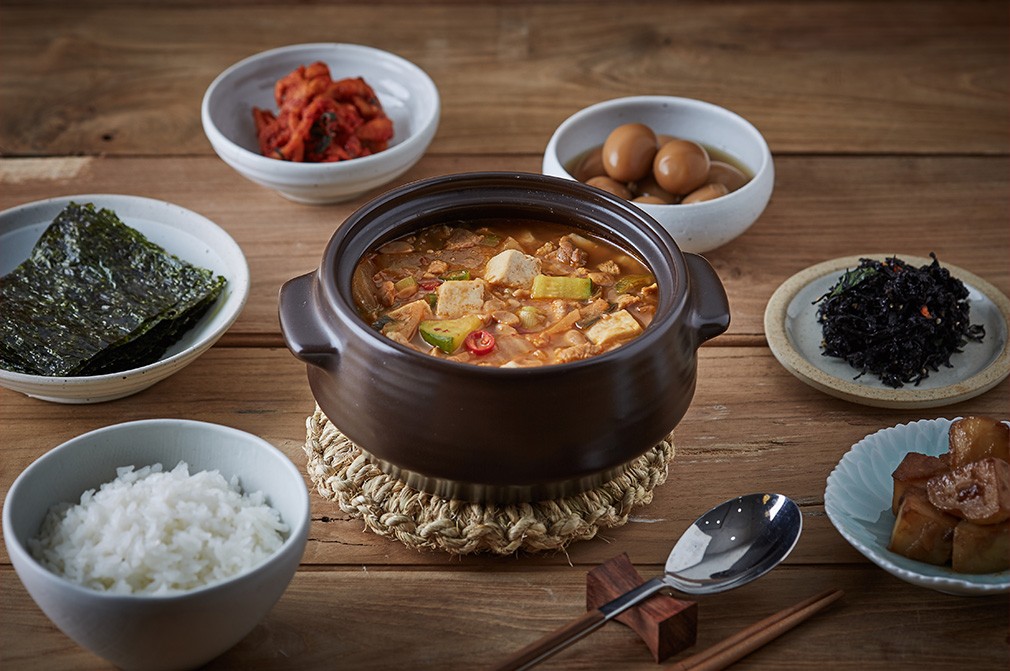 영농조합법인한국맥꾸룸 이마트우거지청국장 우거지청국장 160G 썸네일 2