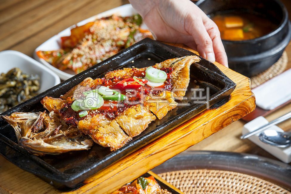 황태양념구이 썸네일 2