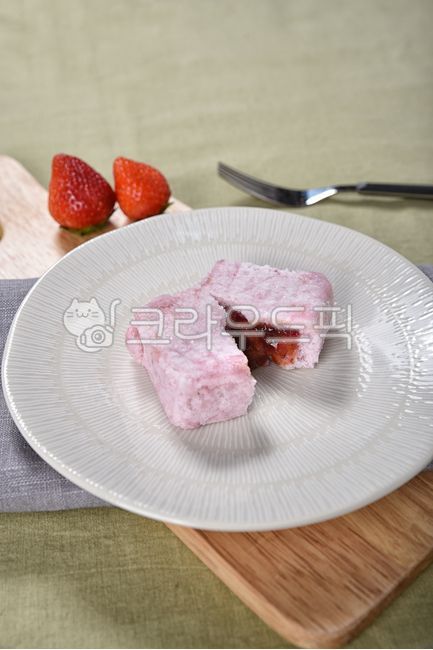 딸기설기 썸네일 2